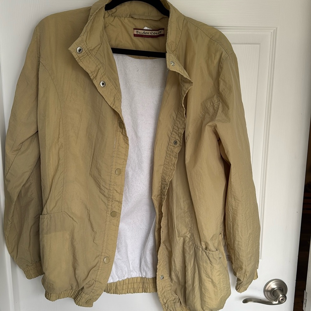 Vintage windbreaker soft inside